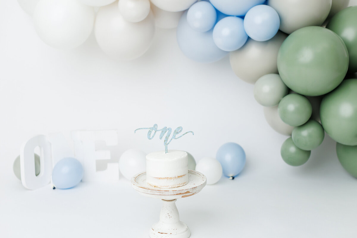 balloonsingreenandblue