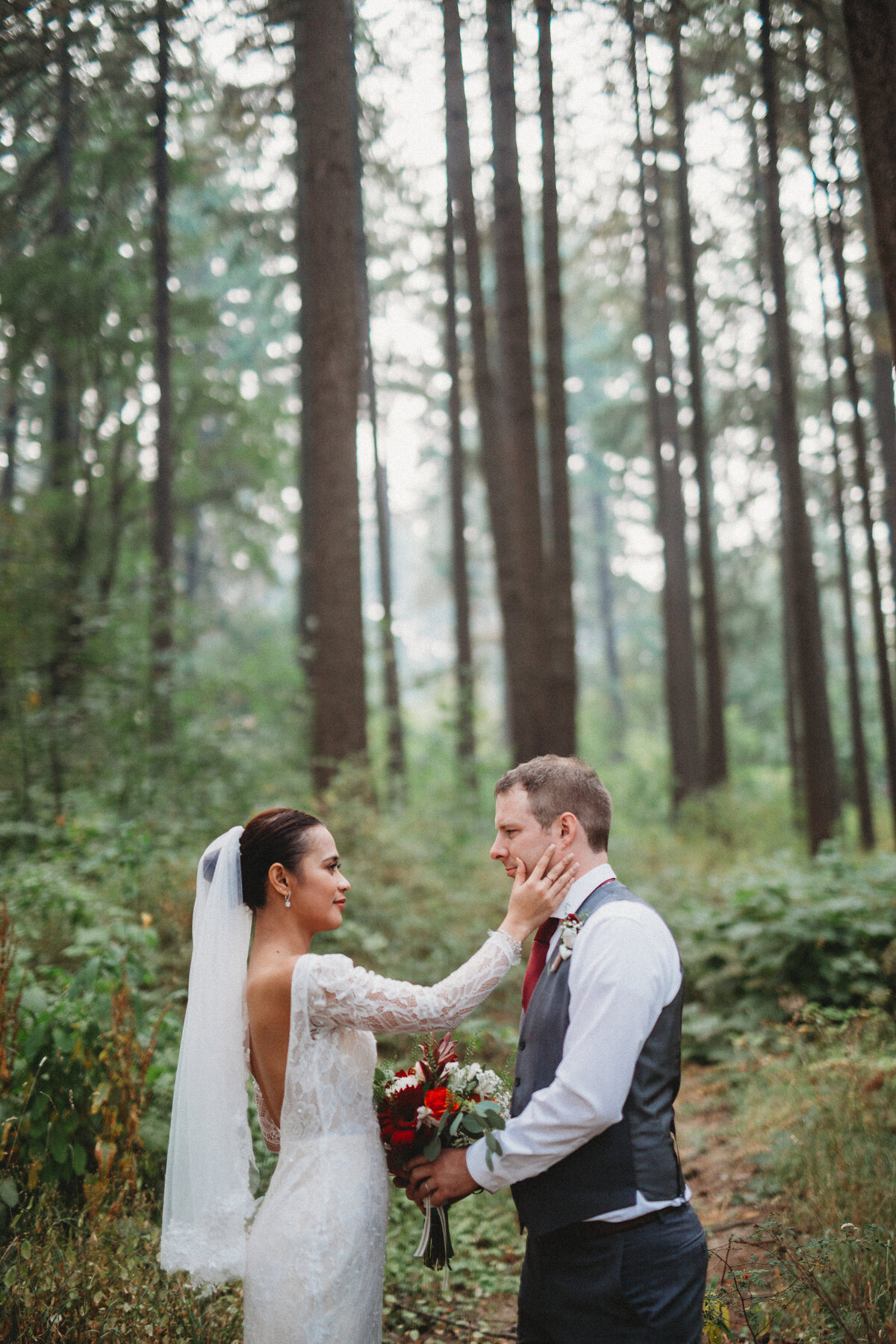 Portland-Mt-Tabor-Wedding-Photographer-Ezlan-Powers-222