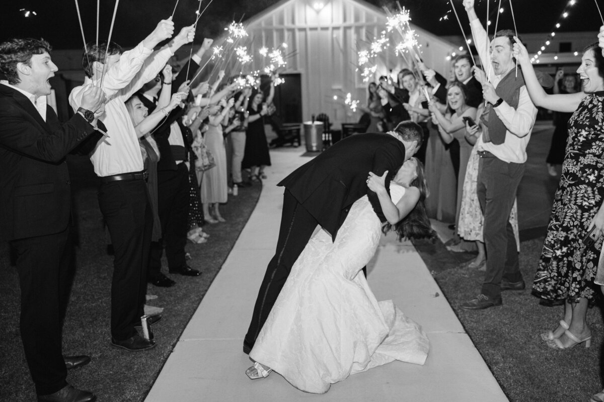 Katherine Horton Photography Olivia & Drew Wedding Day Katherine's Favorites_0260