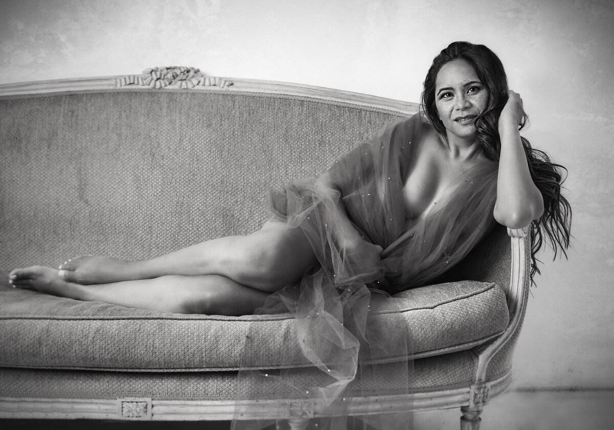 LisaMarie_124v2_bw