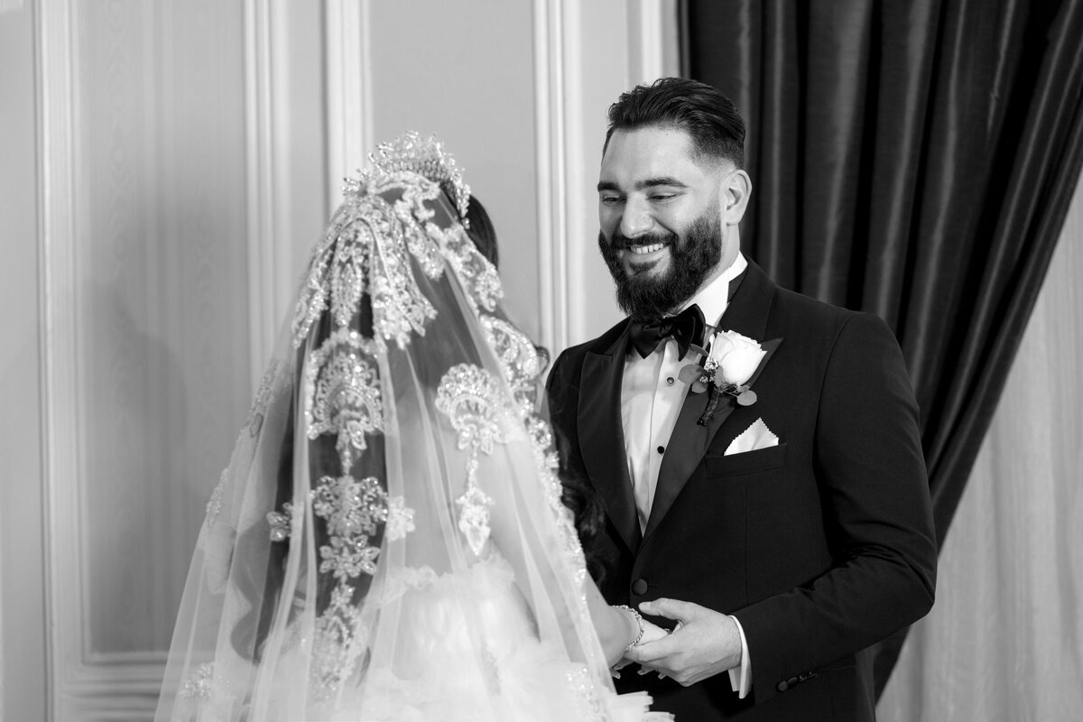 Berlez-Aspen-Avenue-Chicago-Wedding-Photographer-Windy-City-Wedding-Dance-Fulton-West-Event-Christmas-Session-100