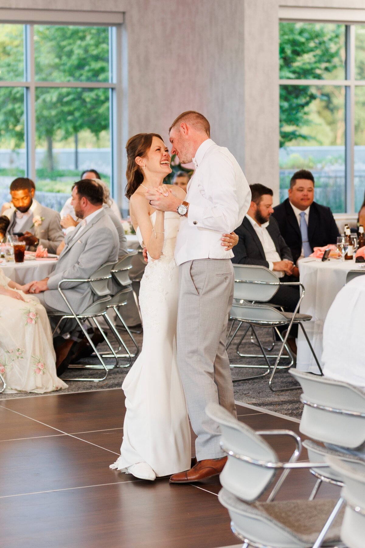 53-grand-rapids-frederik-meijer-garden-wedding