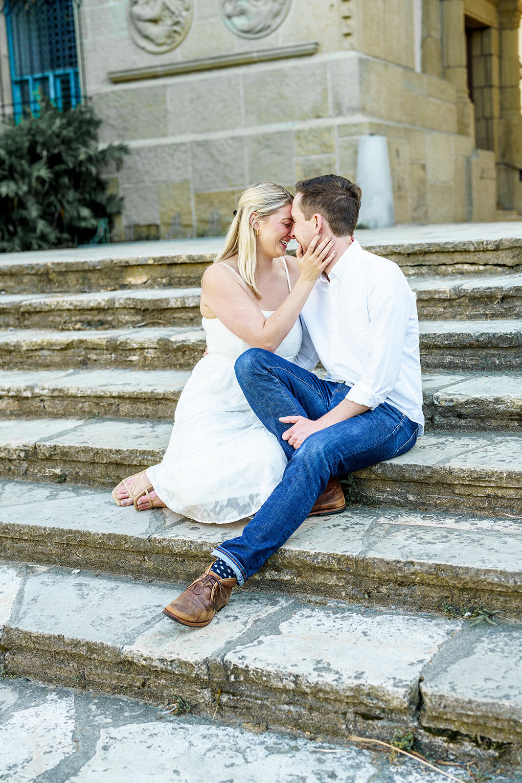 santa-barbara-courthouse-engagement-session-050_websize