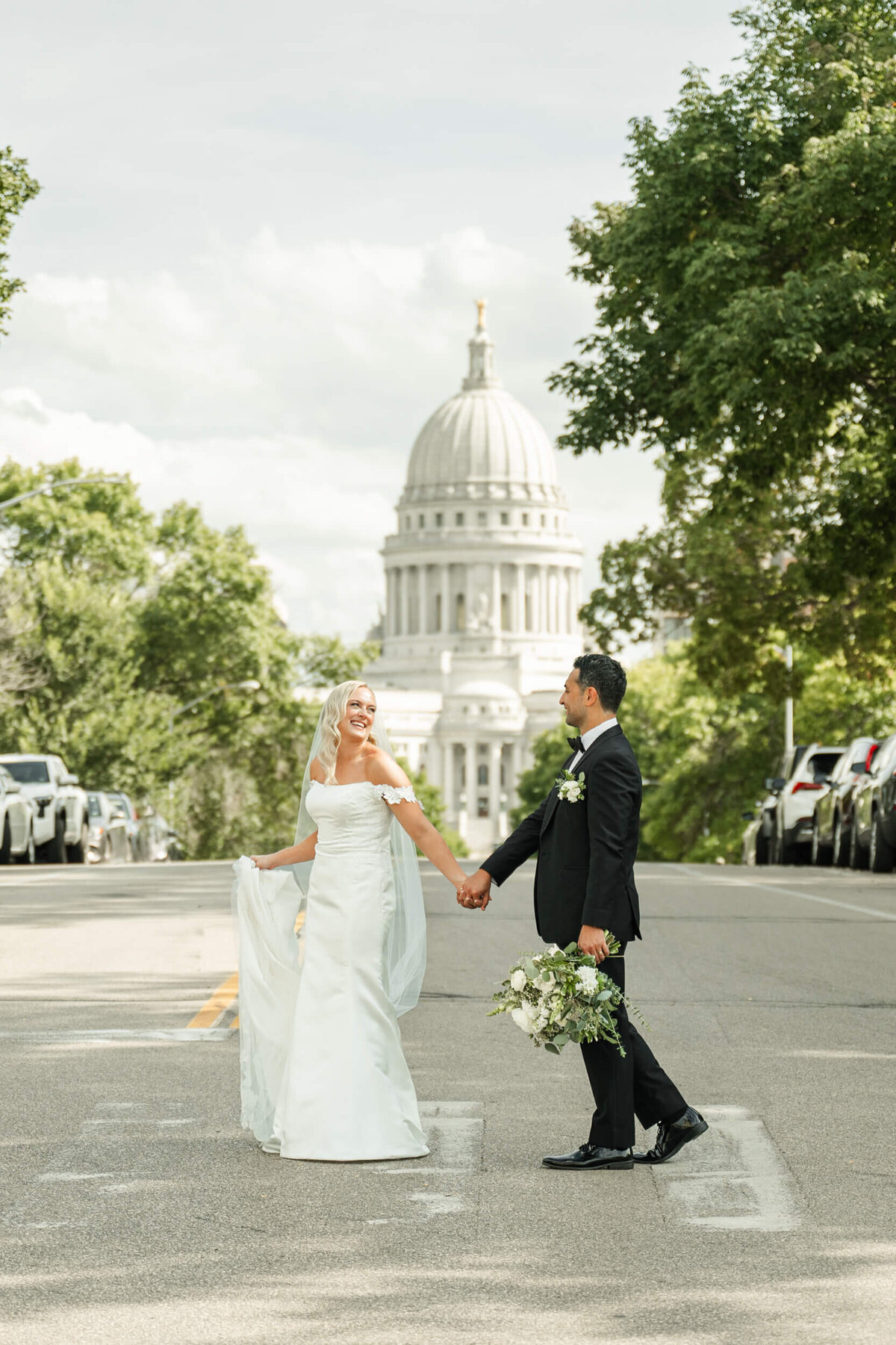 The-Edgewater-Hotel-Wedding-Venue-Madison-WI-30