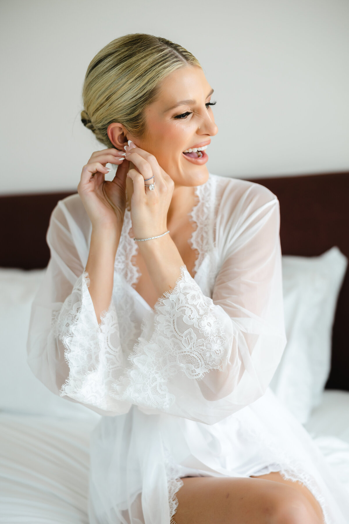 Samantha_Jerry_Wedding_GettingReady-389