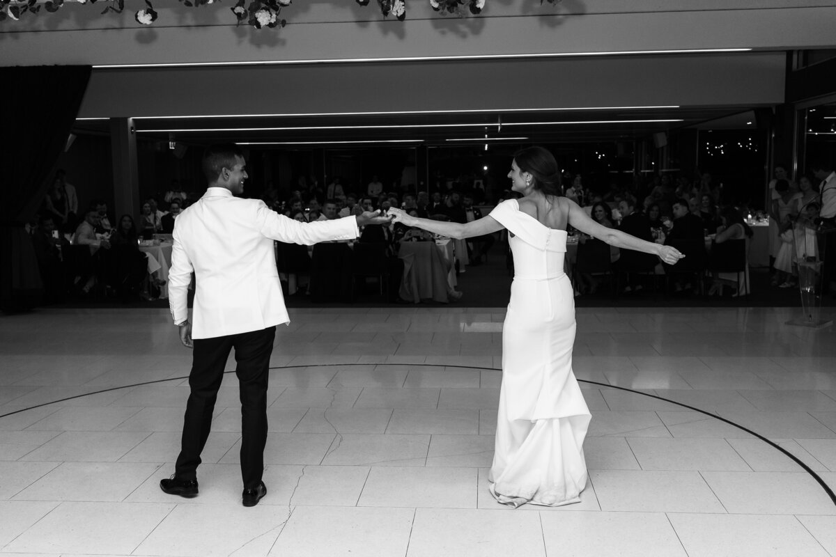 Courtney Laura Photography_ The Carousel Albert Park_ Melbourne City Wedding Photographer_ Viji and Lana-896
