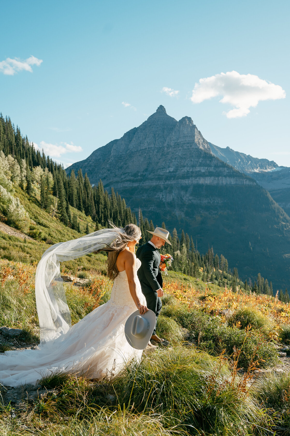 presley-gray-photo-boho-glacier-park-elopement-8646