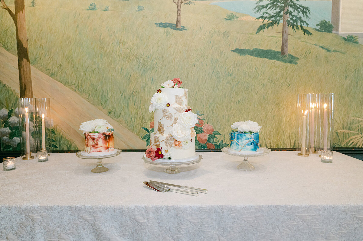 Inns of Aurora Verve Event Co. Finger Lake Wedding  Wedding Cake Coryn Kiefer Photography - A + D Wedding -857