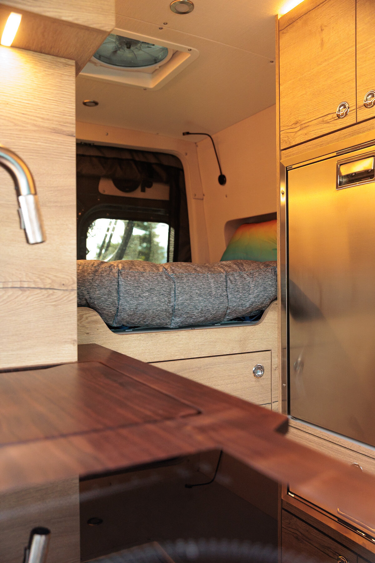 2_SummitSeeker_251013_BMV_#125_SlowFastcreative_2139