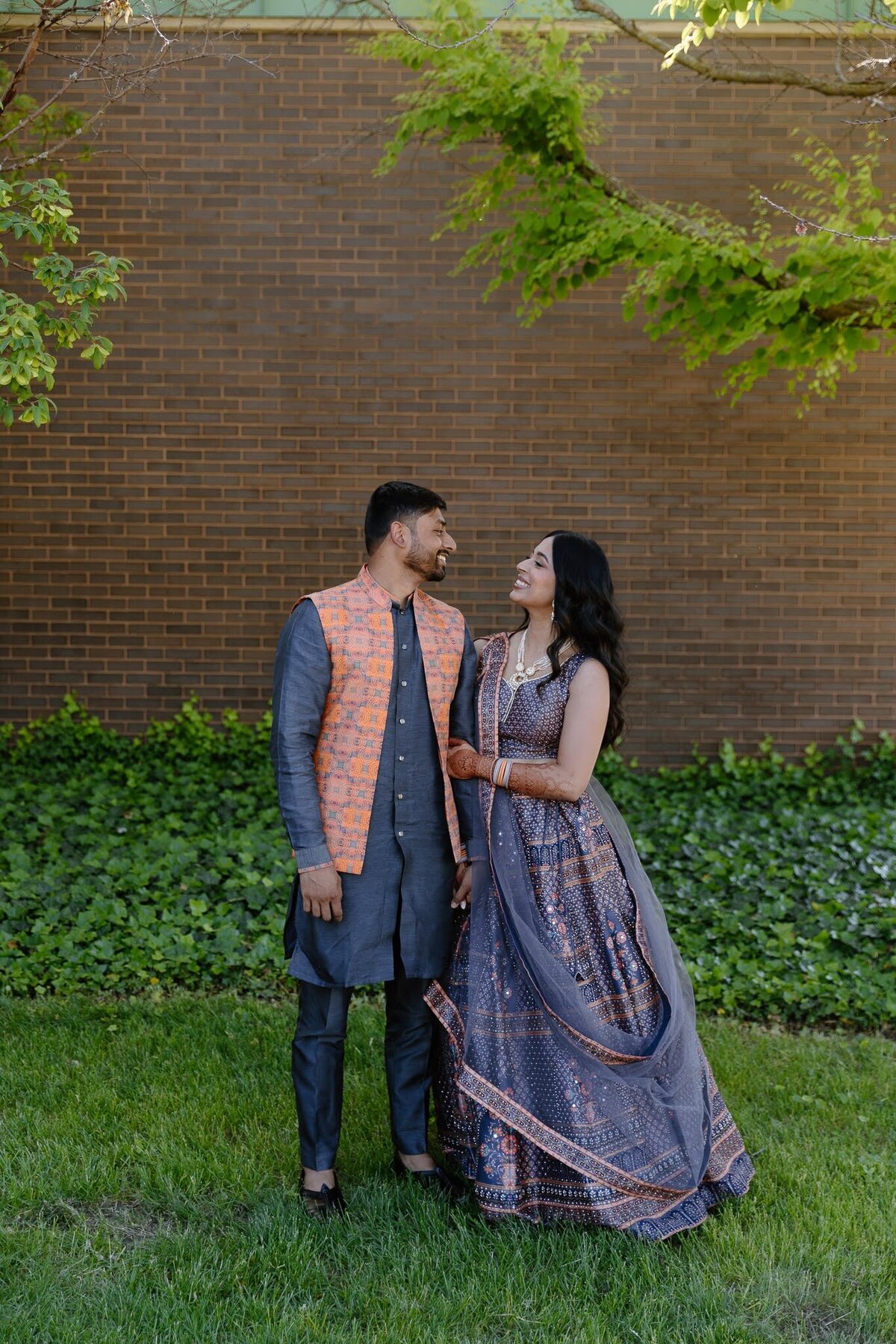 Nichole-Babiez-Photography-wedding-photographer-indian-wedding-photographer-mendhi-sangeet-baraat-luxury-chicago-illinois-marriott-schaumburg-2
