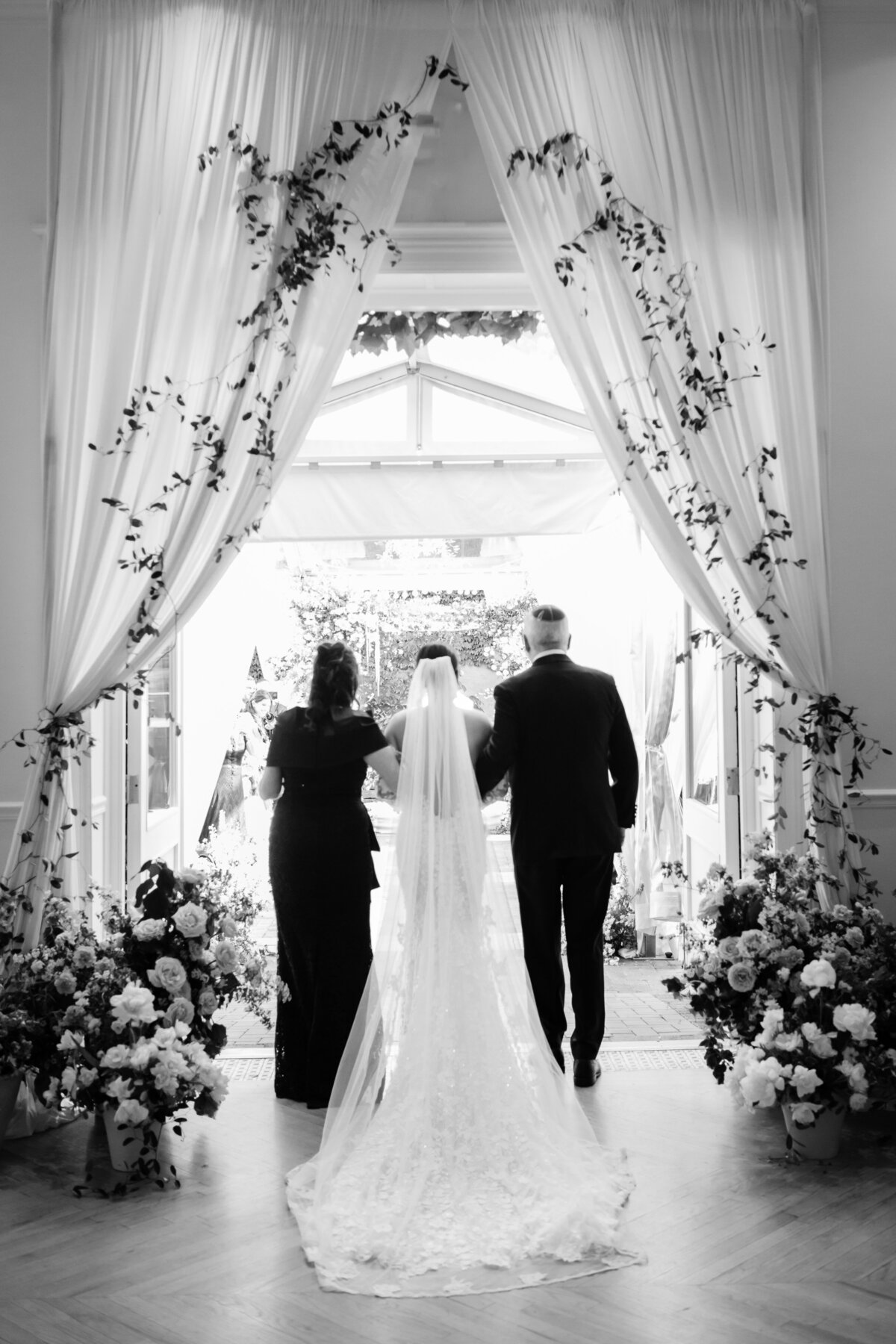 Chicago Illuminating Company Spring Wedding_12