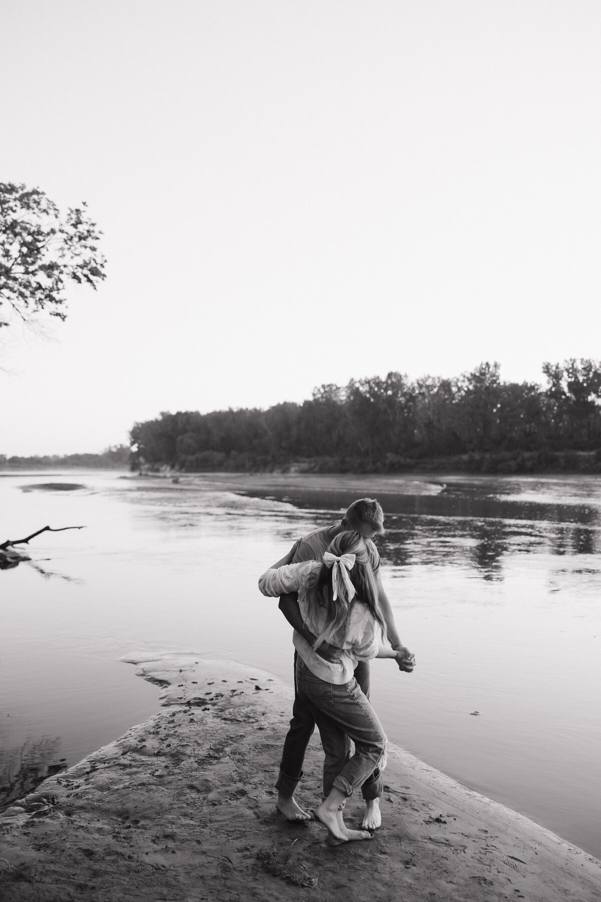 Kelsey+Taylor_ElkhornRiver_0252 (1)