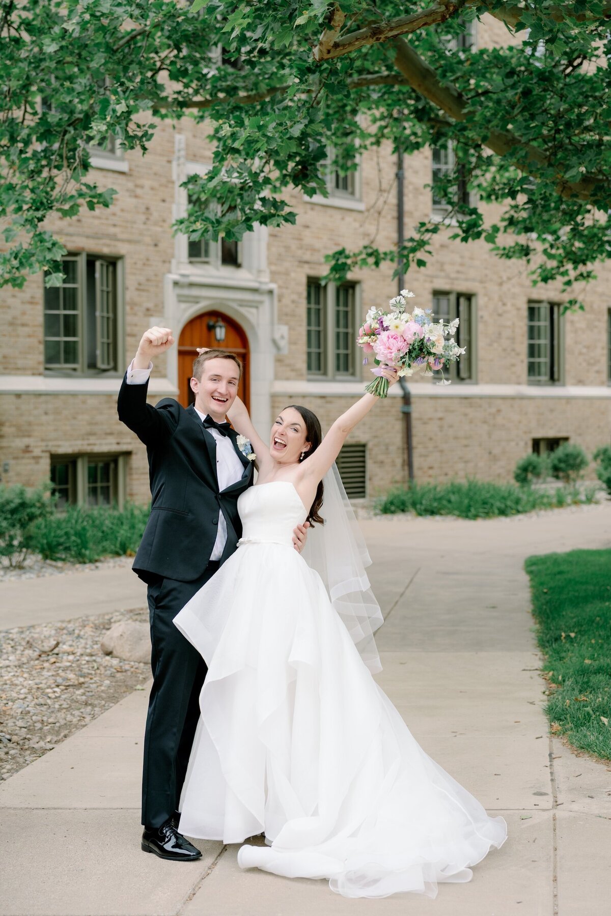 Colleen and Thomas Previews152