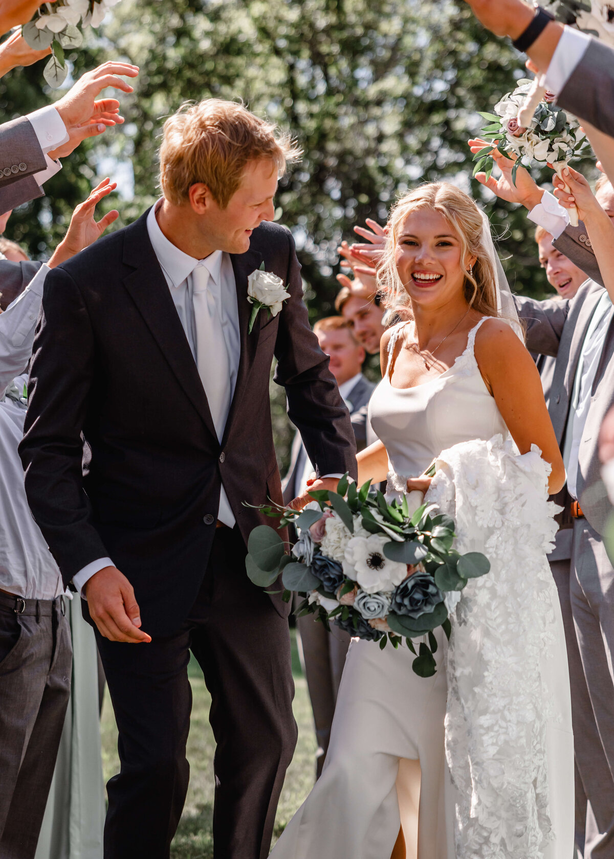 Candid wedding photography in Central Ohio 2
