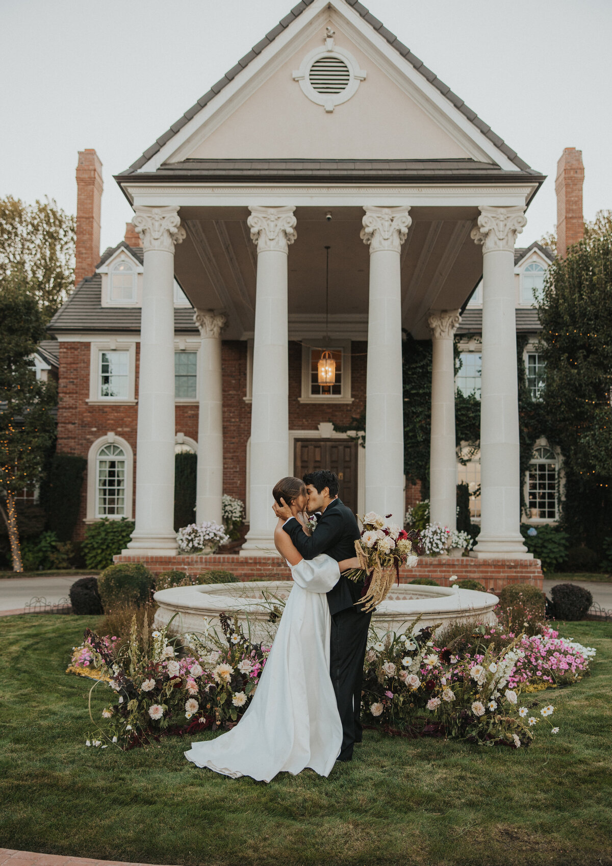 couple portraits wedding