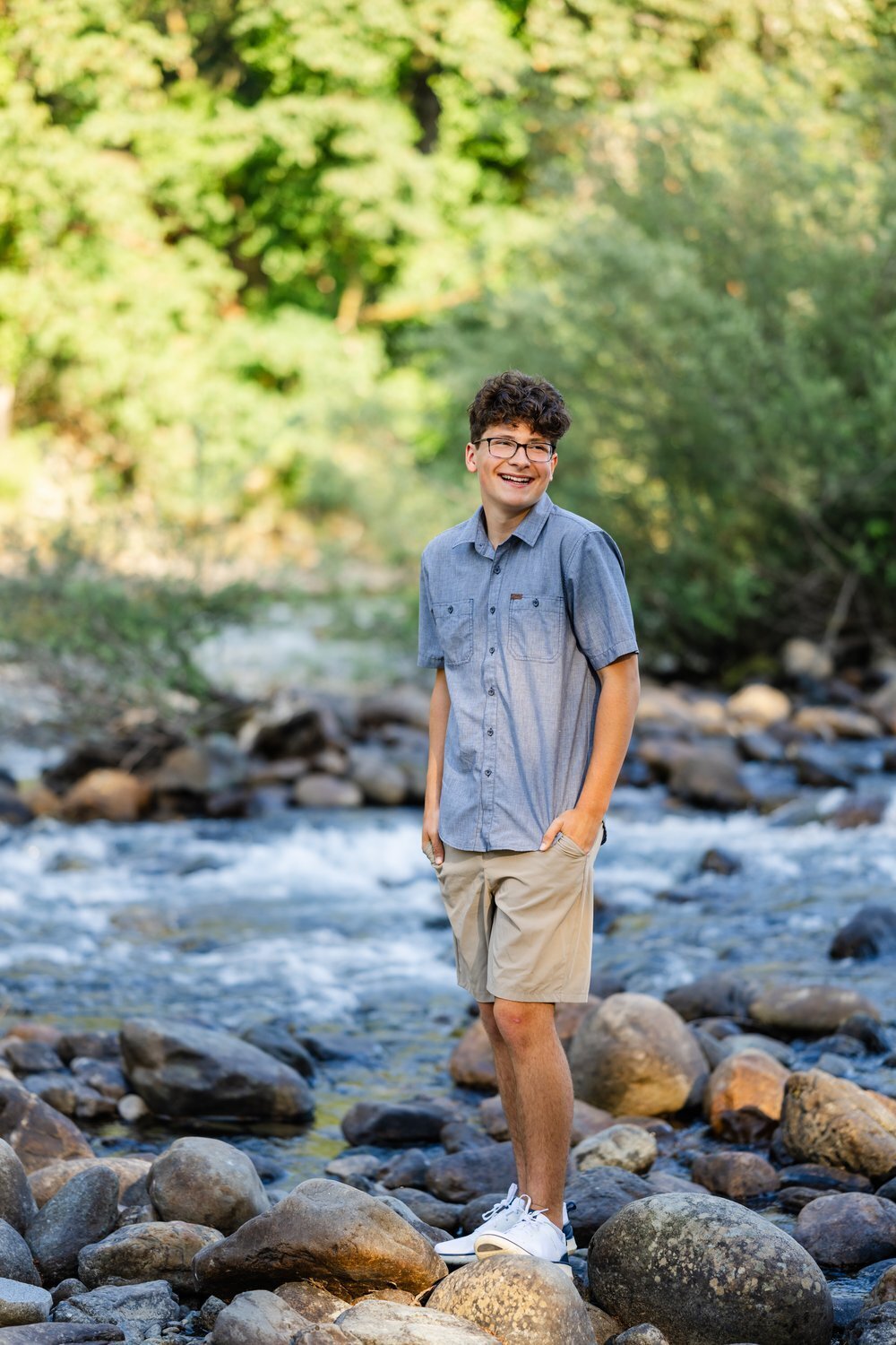 riverfront issaquah high school senior guy at park