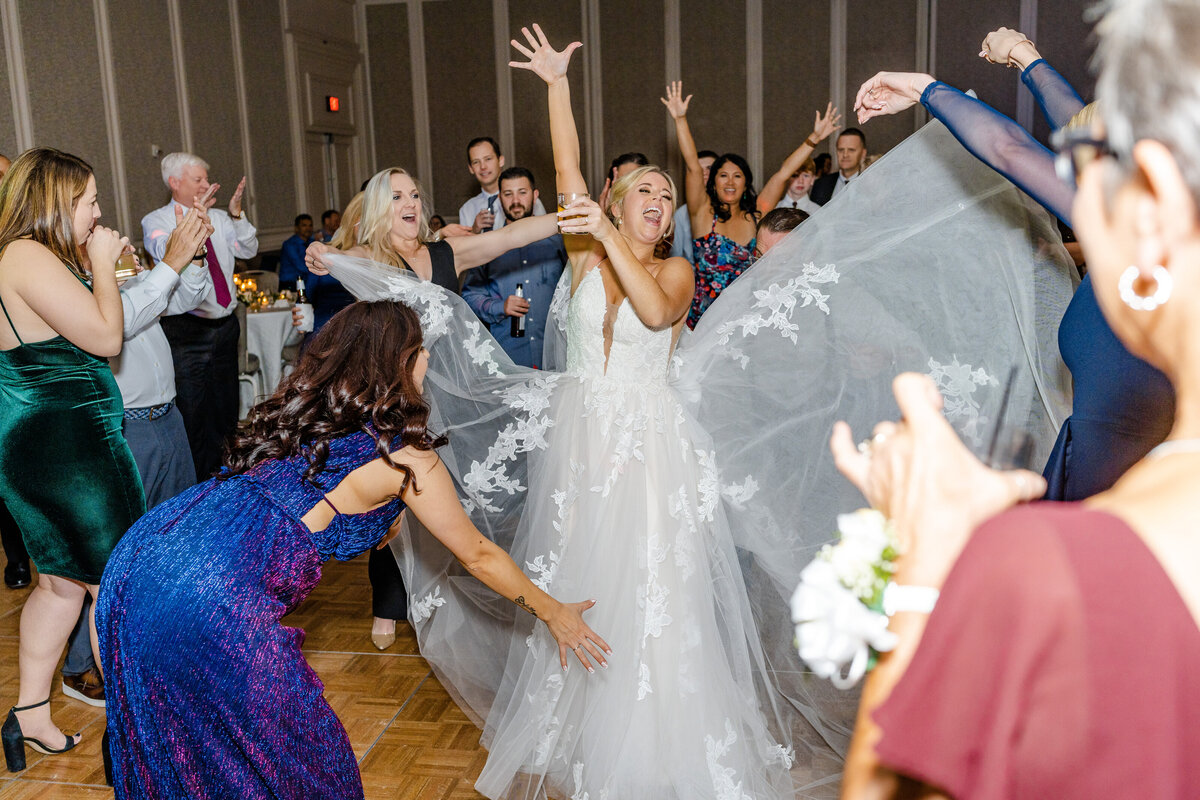 hyatt-regency-reston-wedding-850