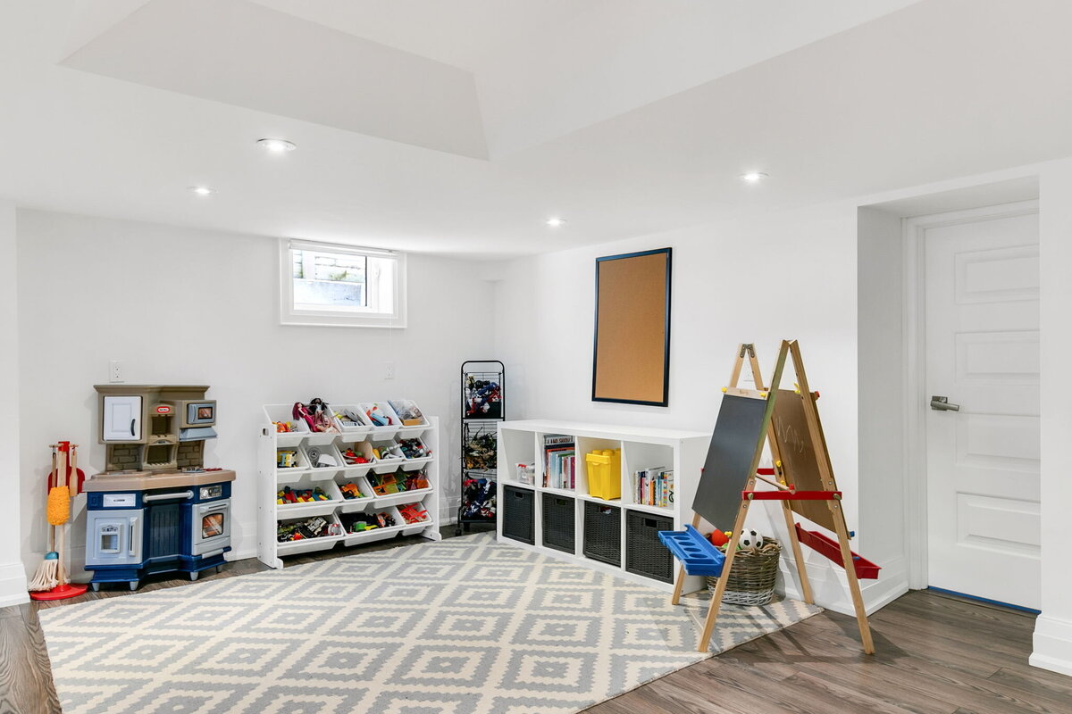 66-web-or-mls-60_005_Lower Level