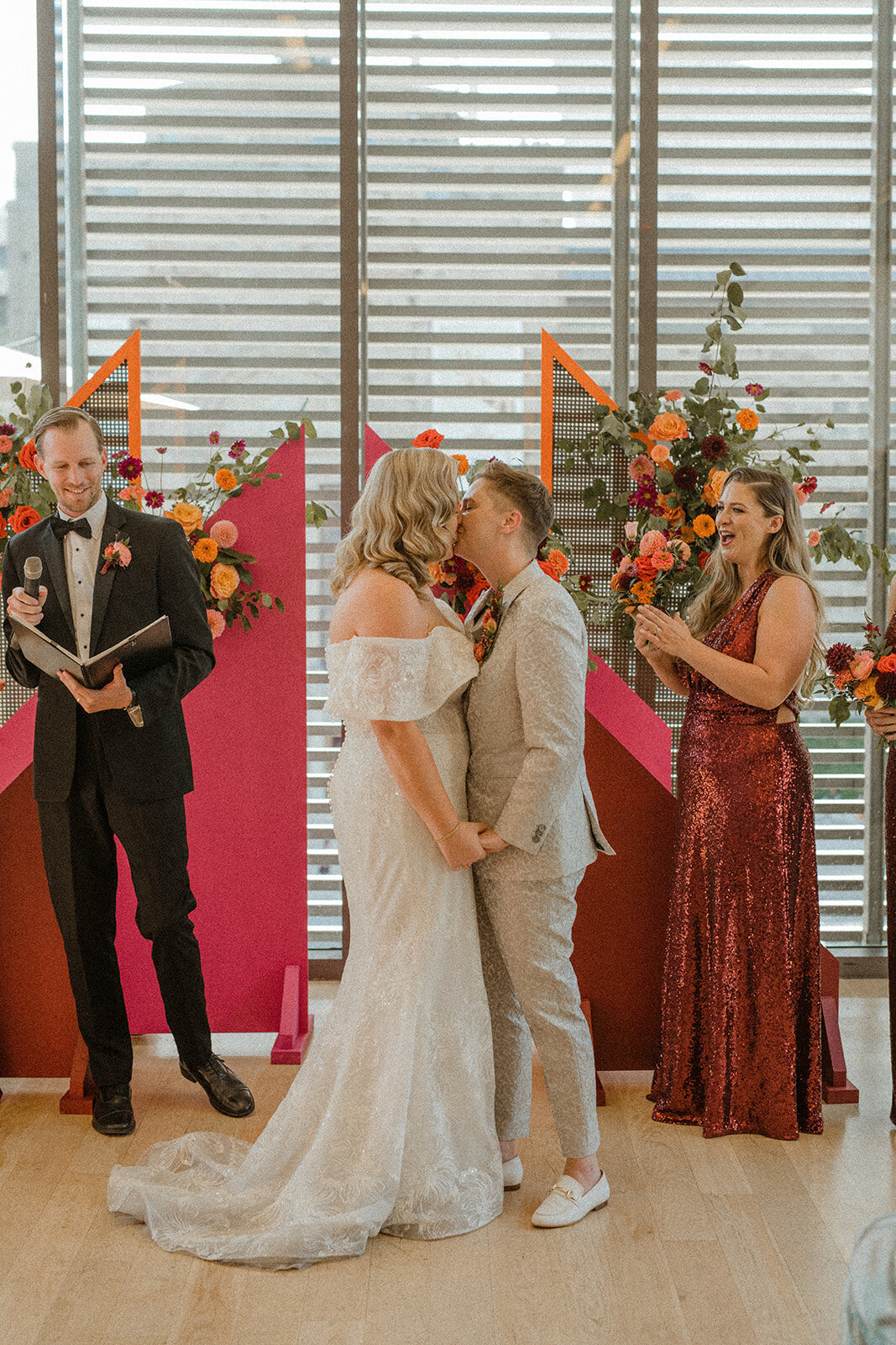 downtown-toronto-lgbt-couple-lgbt-wedding-gardiner-museum-163