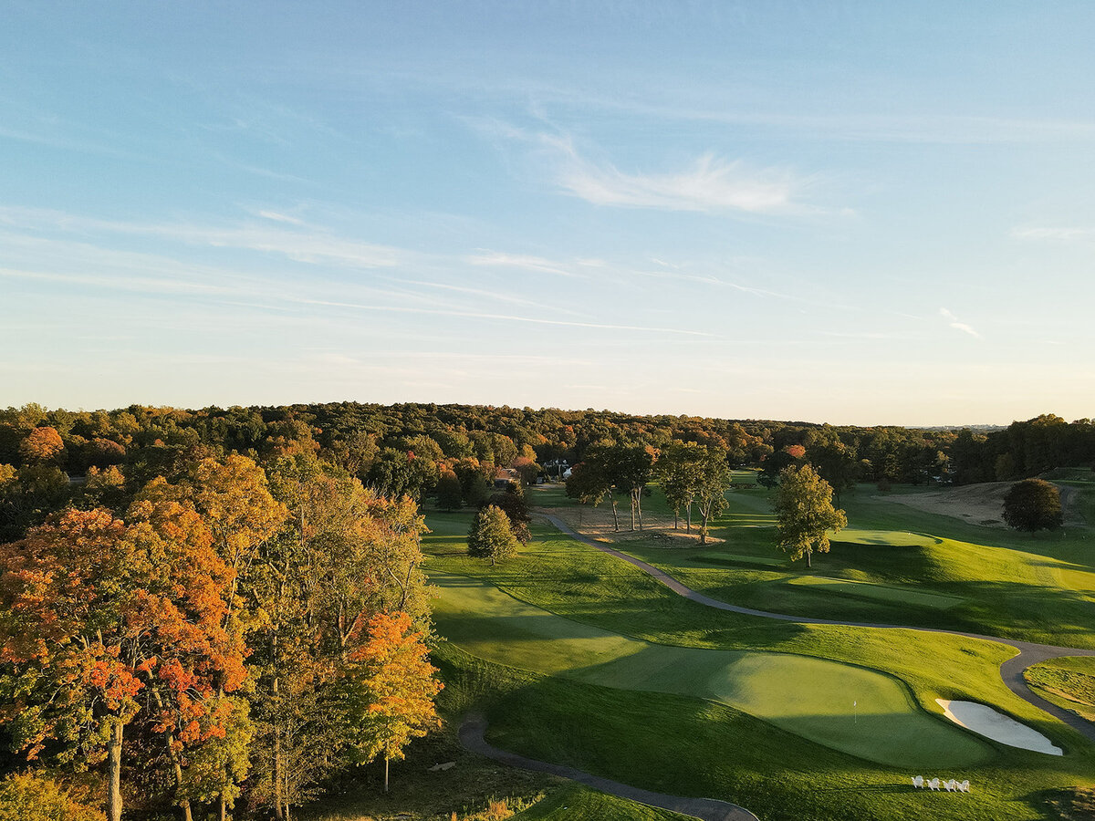 golf-course-wedding-views-at-woodway-country-club.