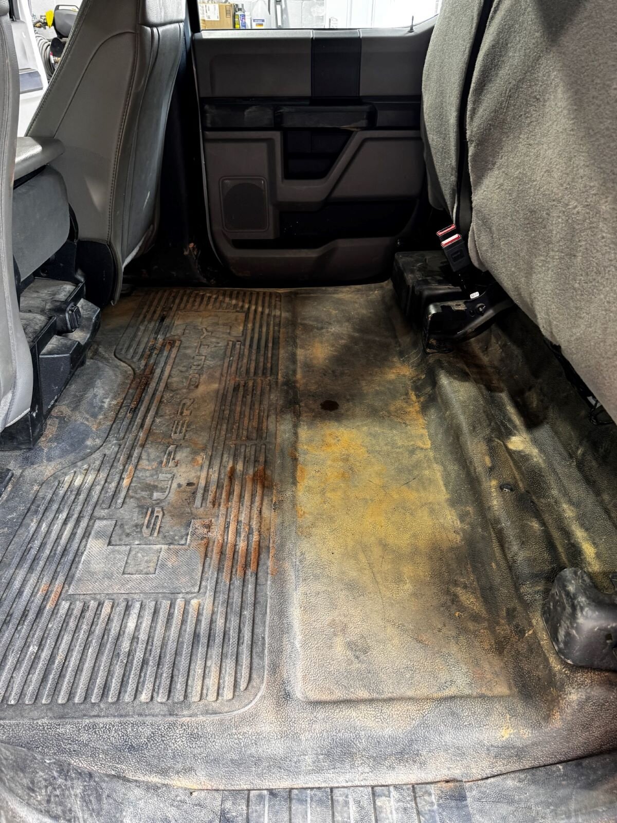 kalebs-auto-detailing-interior-detail-24