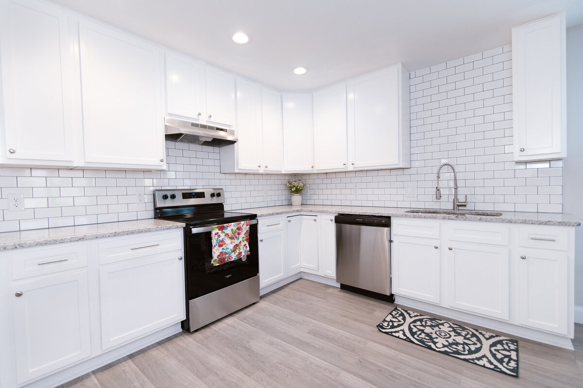 303 Hayes-011