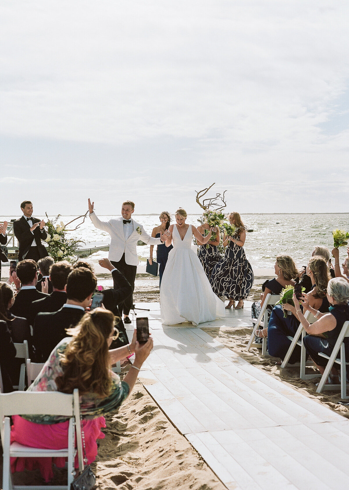 June-Wauwinet-Toppers-Beach-Wedding-Film-069