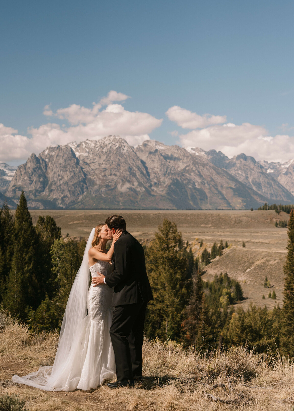 jackson-hole-wyoming-elopement-photos-08