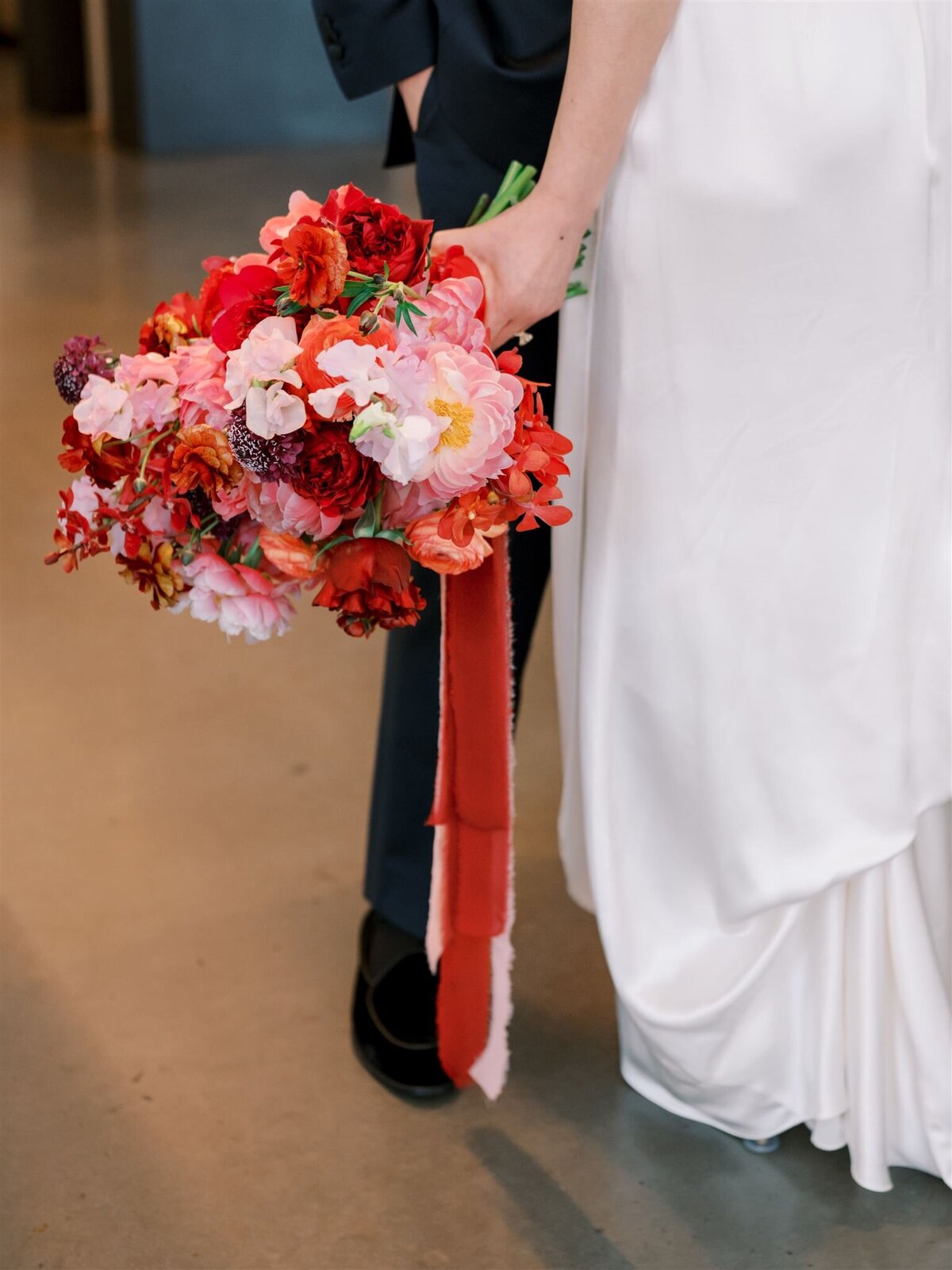 Angela Bellen Clouser Photo - Atlanta Wedding Photographer Westside Provisions Freemarket Art Gallery Halle Neeley Events22