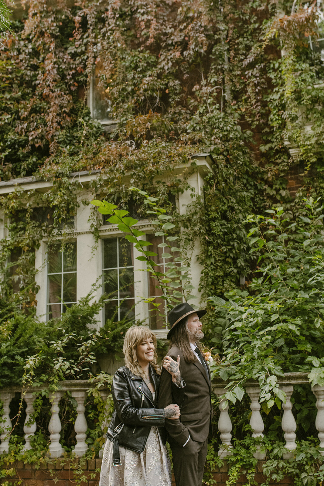 toronto-city-elopement-darling-mansion-wedding-photogrphy-intimate-modern-stylish-2459