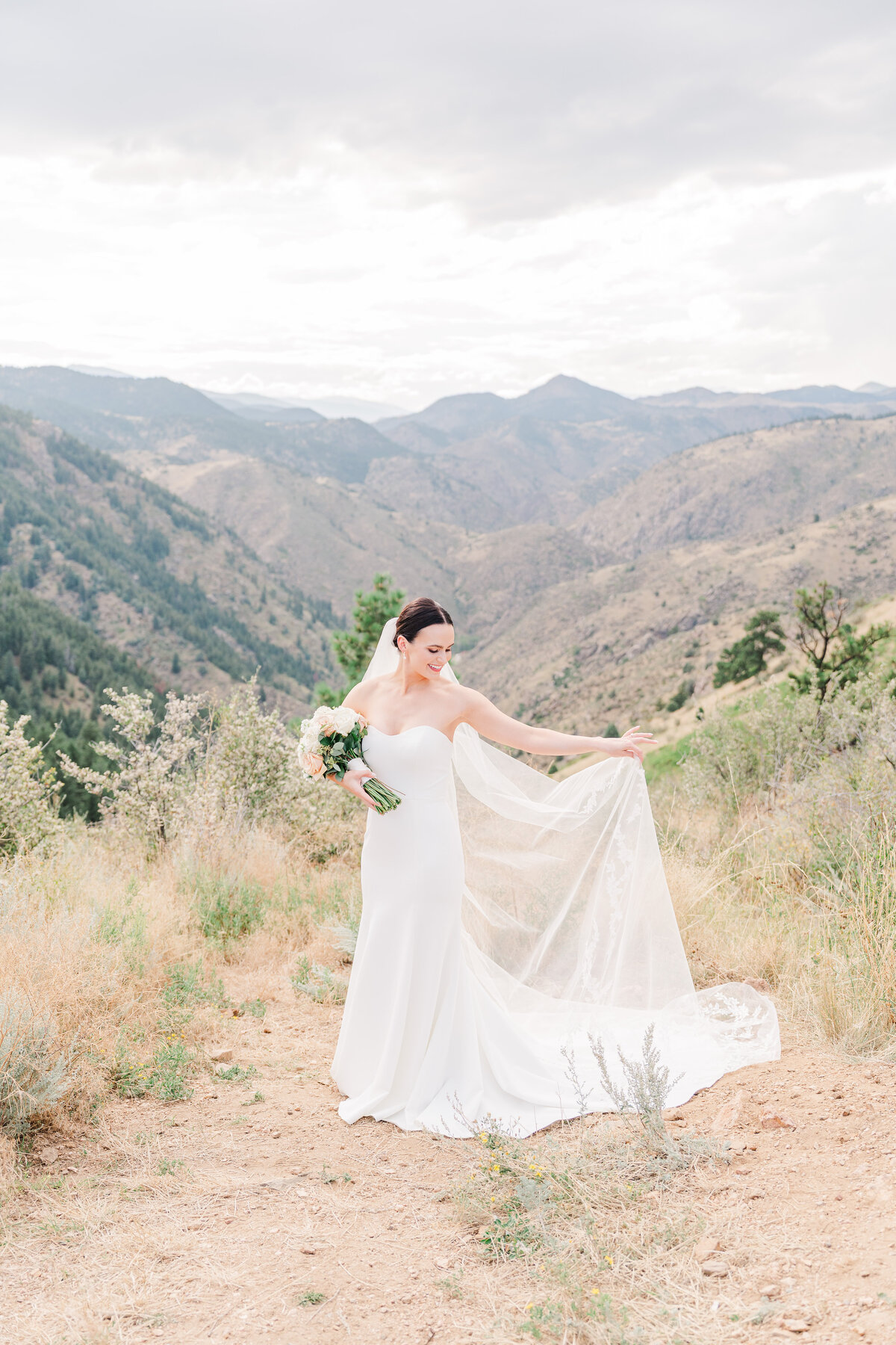 Mount Vernon Canyon Club Wedding Golden Colorado Lookout Mountain Elena Spraguer Photography 0014