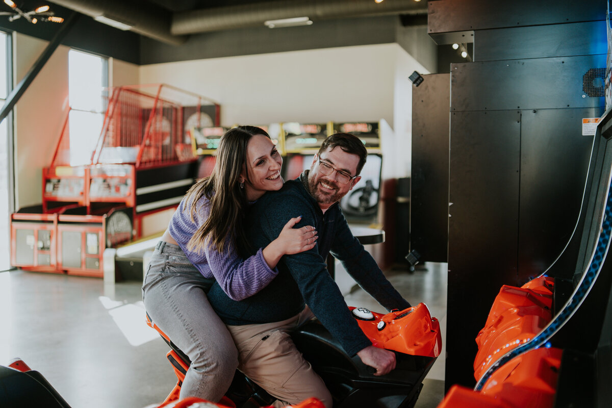 des-moines-iowa-playful-engagement02