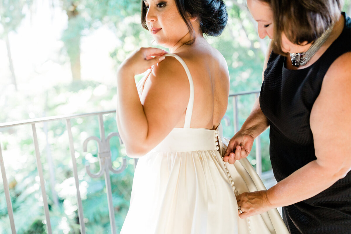 Los Angeles Wedding Planner - Robin Ballard Events - LA River Center and Garden - Alexis + Alex - 13