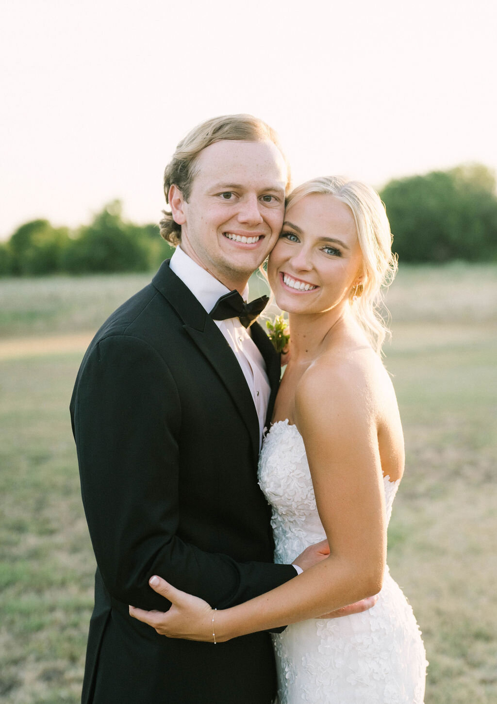 Ellen-Ashton-photography-Dallas-wedding-Photographers-The-Nest-At-Ruth-Farms73