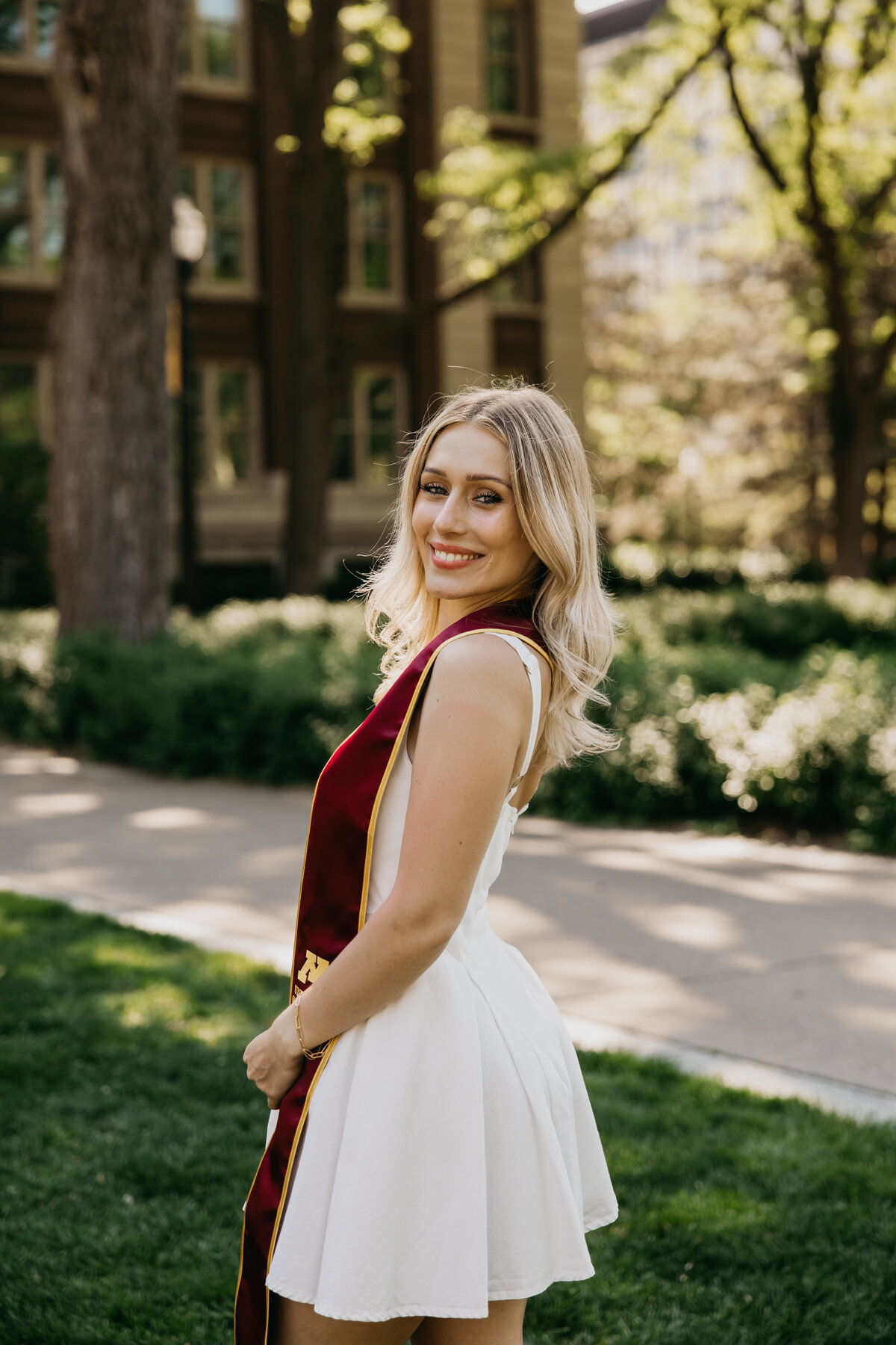 Minneapolis Grad Photos (11)
