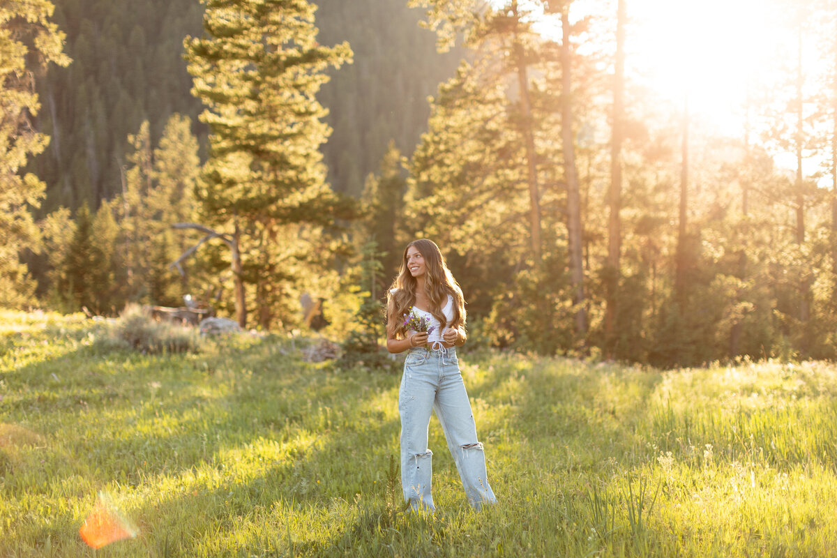 hyalite-lake-bozeman-senior-portraits-15