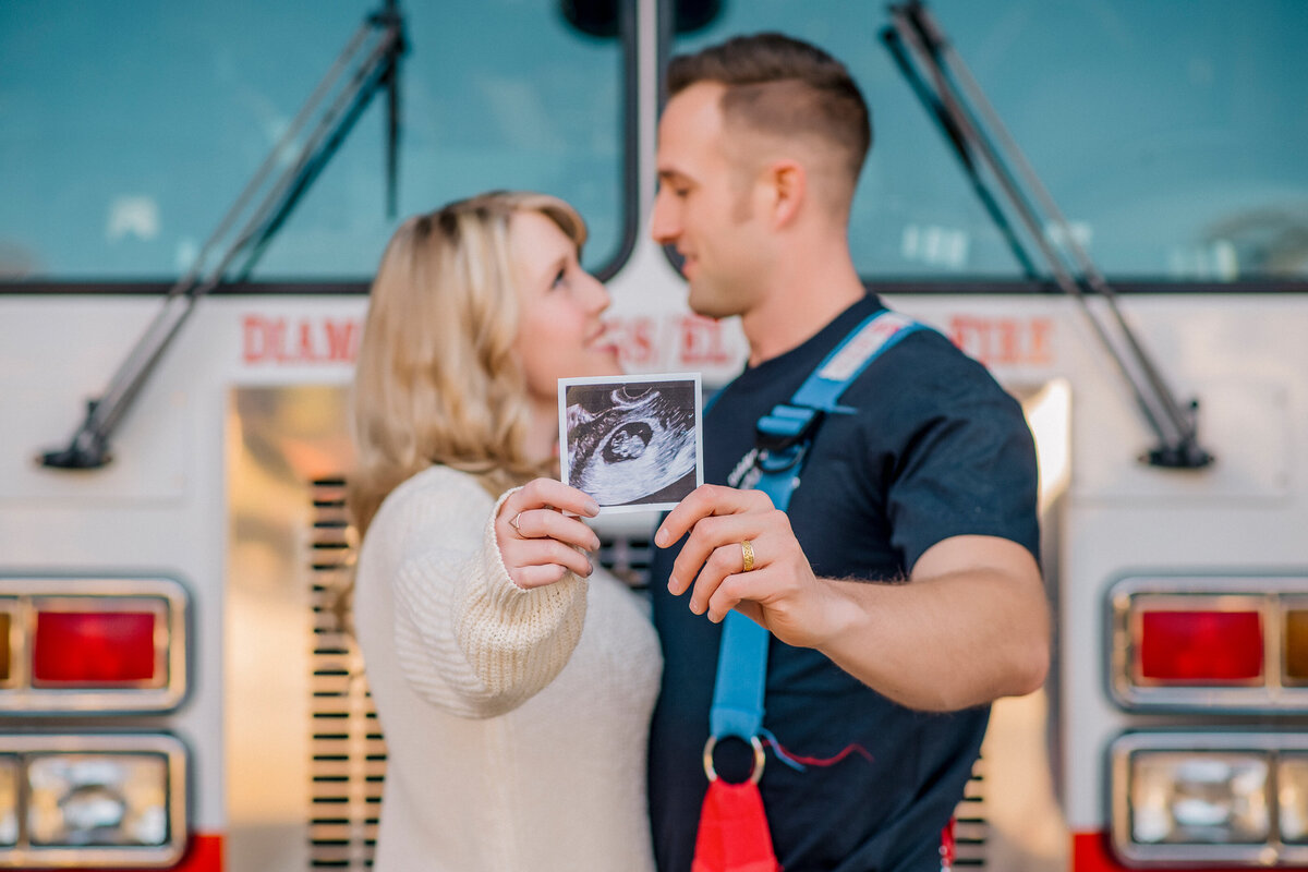 folsom-pregnancy-announcement