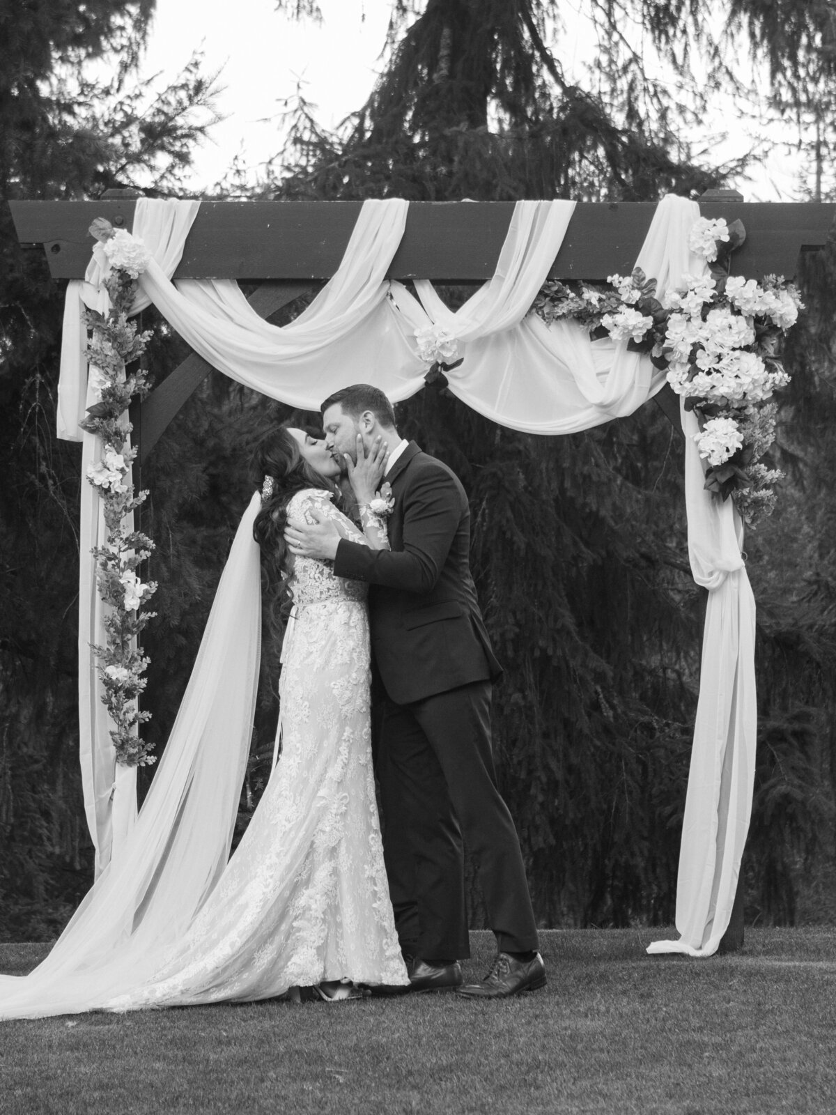 documentary-wedding-photography-ceremony-trinity-tree-farm-seattle-washington