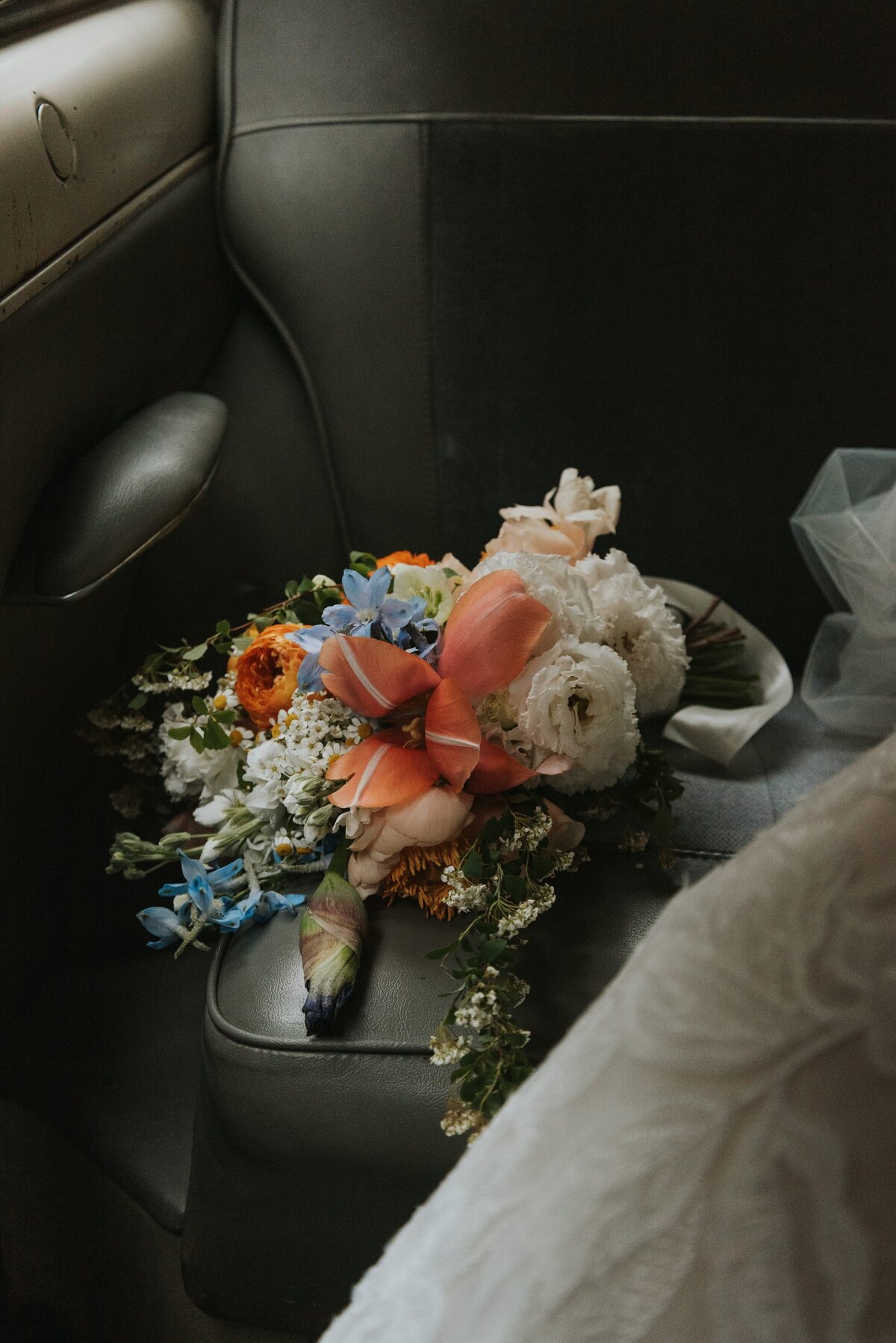 Faye-Fern-Creative-MariaBLung-Meg-Brandon-New-York-Athletic-Club-St-Patricks-Cathedral-Wedding-Vintage-Taxi-Cab-20