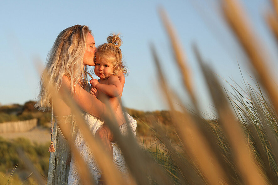 gezinsfotografie-buiten-strand-woerden