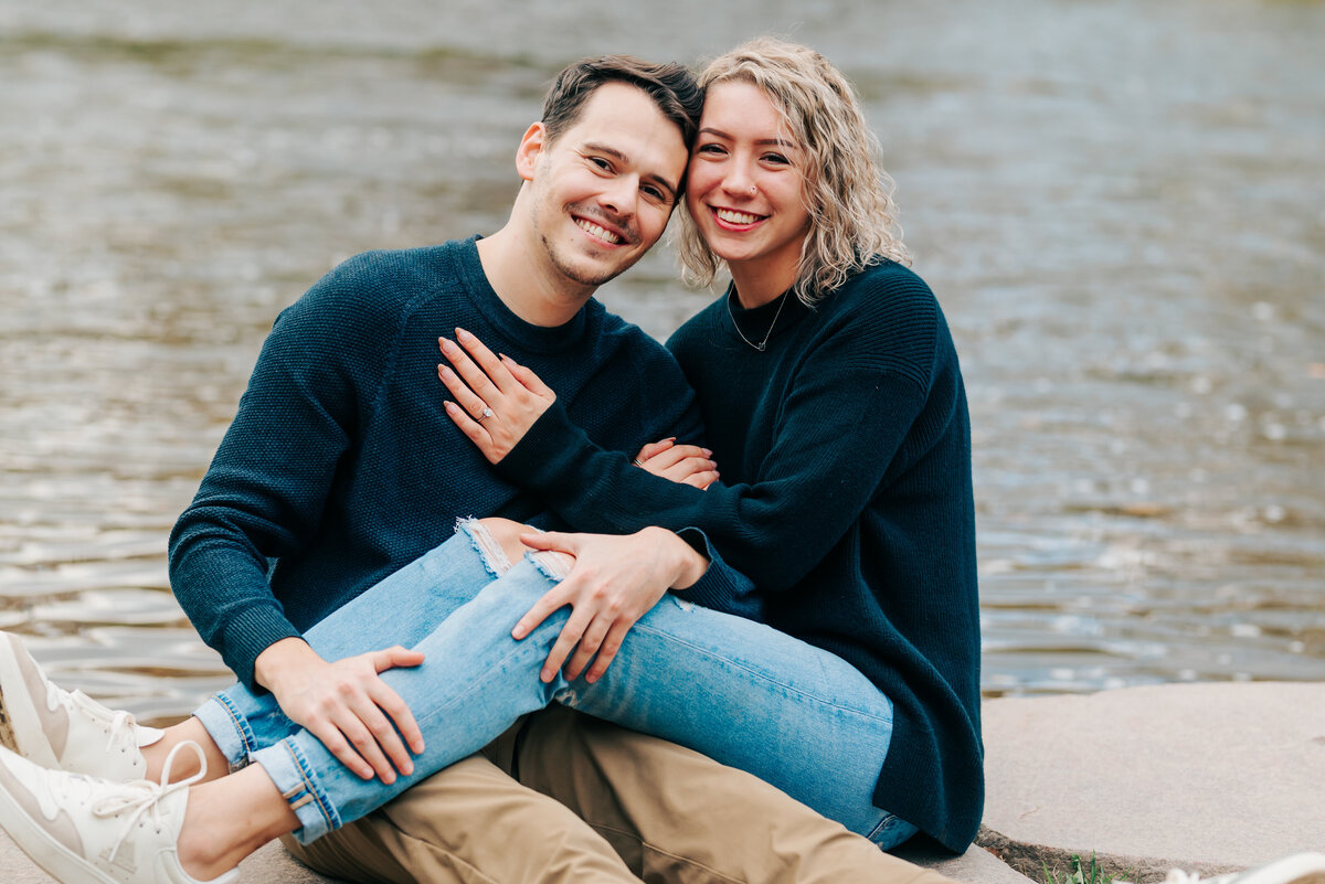 ANN-ARBOR-ENGAGEMENT-PHOTOGRAPHER-CAPTURED-BY-KELSEY-TT-5