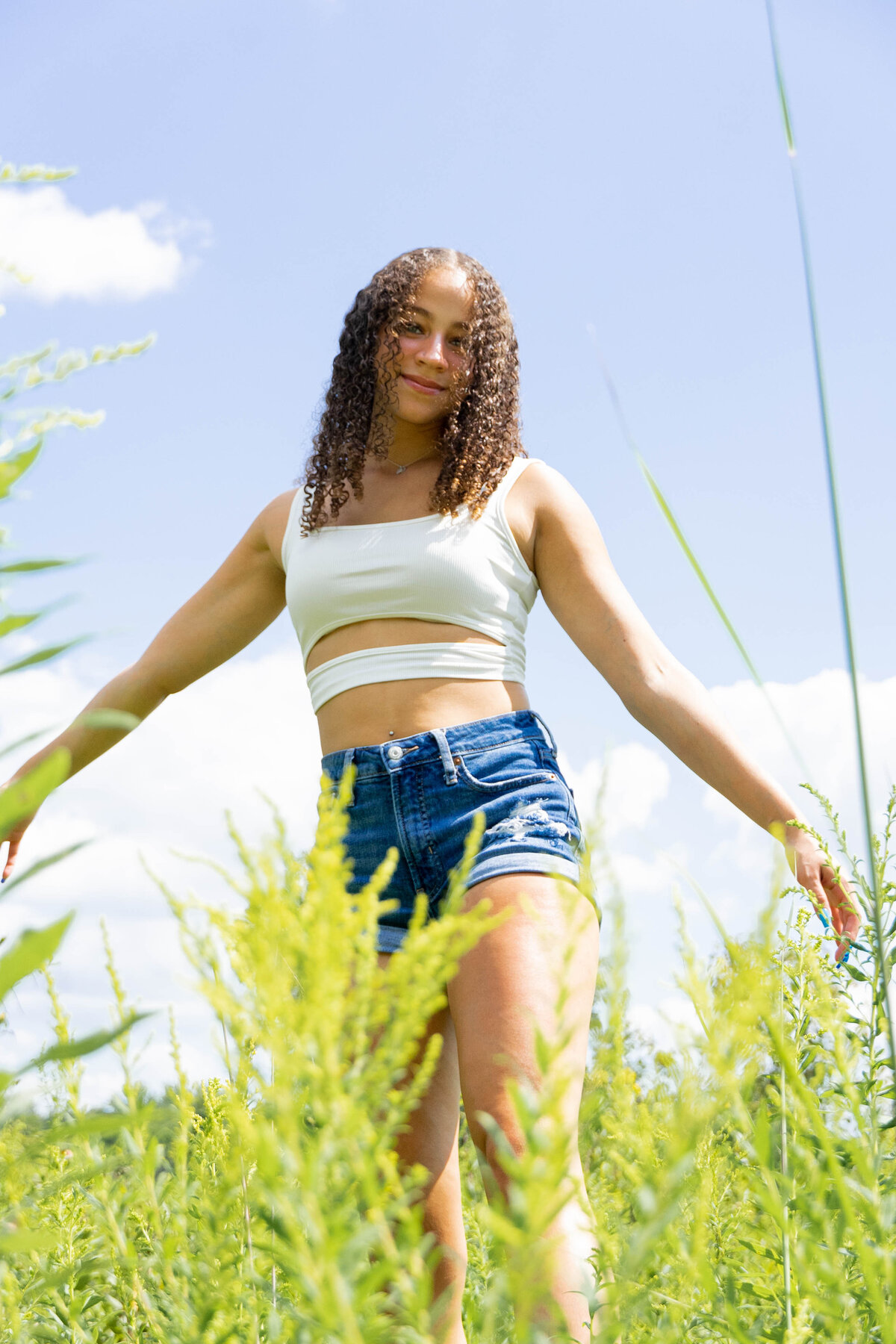 2022.08.23_SbE_StoolinField_009