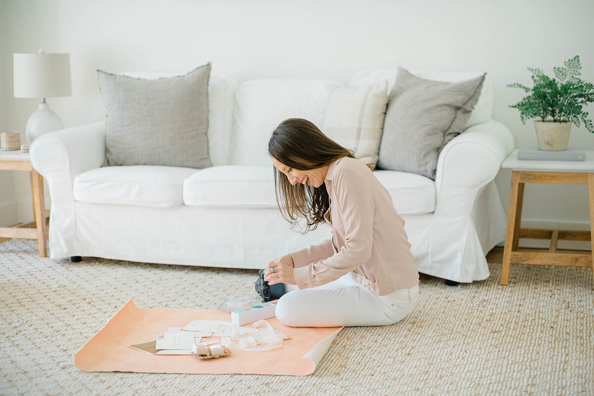 morgan_taylor_artistry_philadelphia_new_jersey_new_york_wedding_engagement_photographer_photography_fine_art_light_airy_romantic_dreamy_couples59