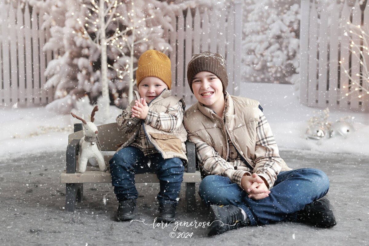 lehigh-valley-photographer-lori-generose-lg-photography-christmas-studio-mini-session-wescosville-pa