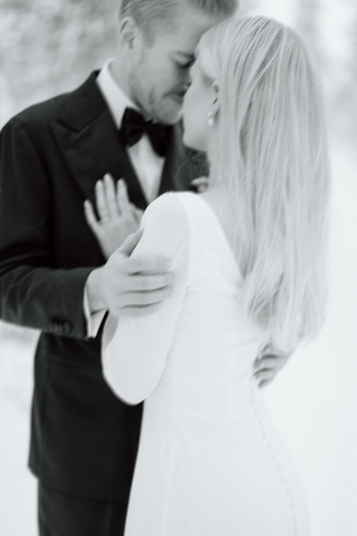 winter-wedding-lapland-lappland-snow-elopement019