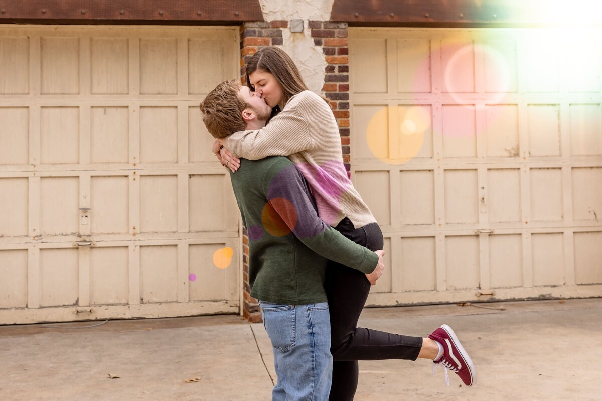 Sarah & Damian Engagement Photo - DVX10162_