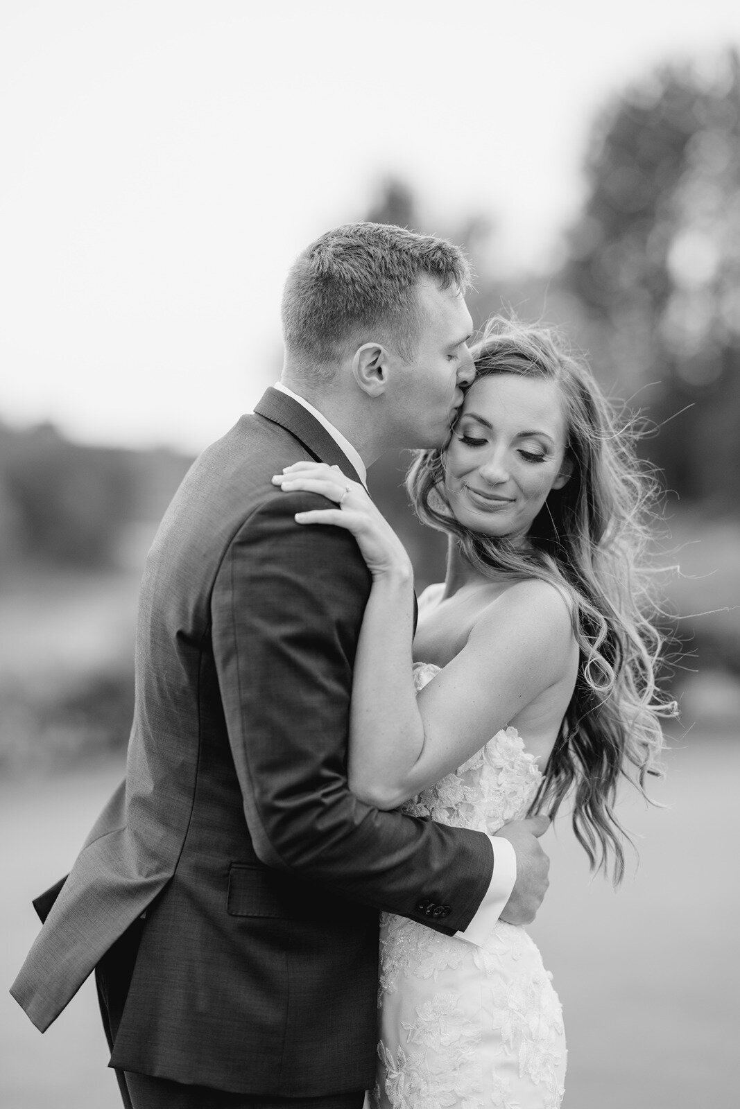 elegant-royal-golf-club-wedding-48