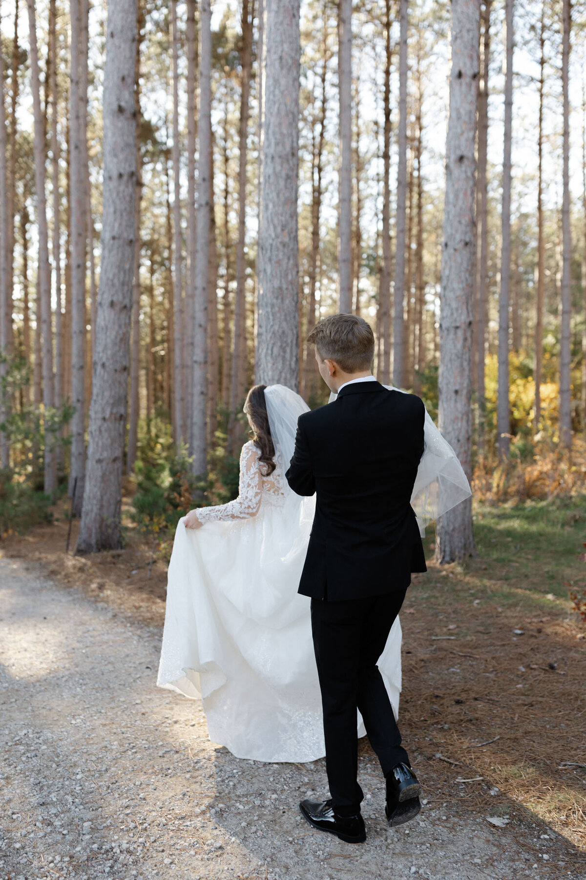 Pinewood Events - Modern Event Space Wedding Venue Minnesota Twin Cities - Fall - 4