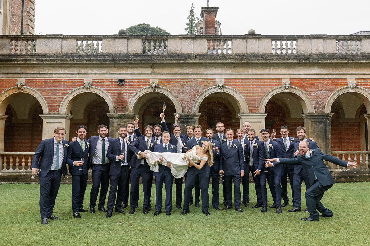 Summer-Estate-Wedding-In-English-Countryside27