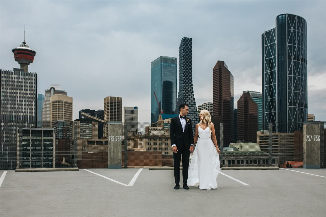 Modern urban bridal portrait in downtown Calgary, wedding planned by Fiore Fine Events, an elegant wedding planner based in Calgary, Alberta.  Featured on the Brontë Bride Vendor Guide.